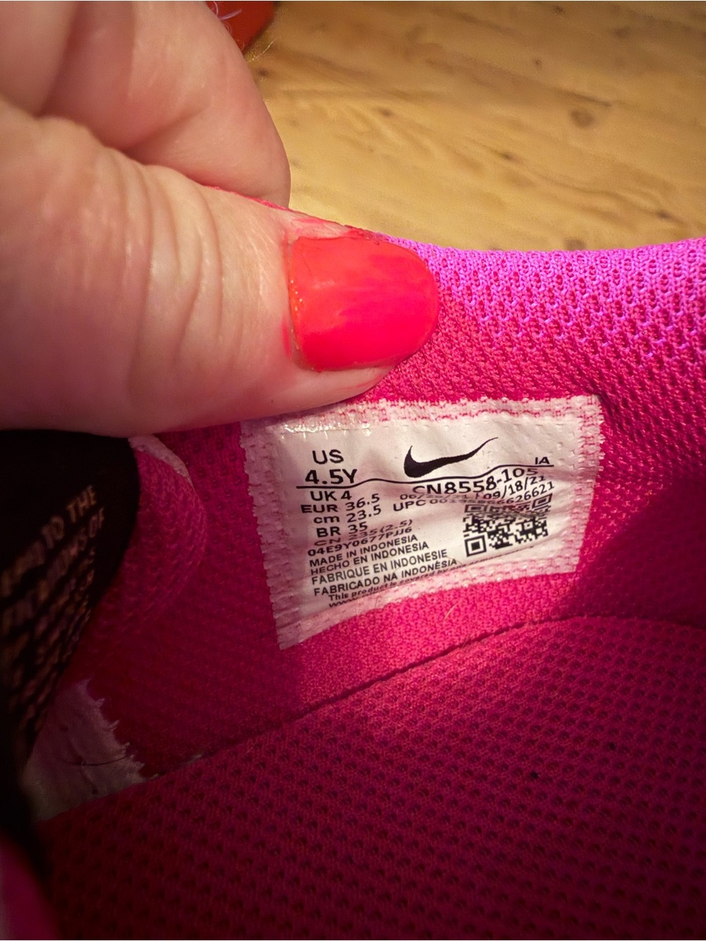 Nike Girls' Hot Pink Mesh Sneaker